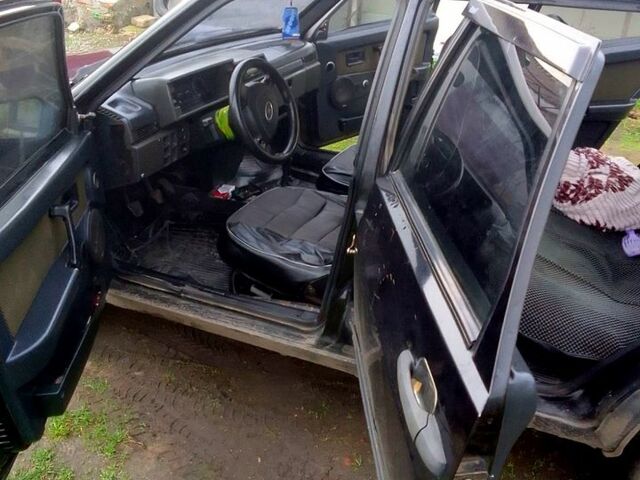 Чорний ВАЗ 21099, об'ємом двигуна 1.5 л та пробігом 0 тис. км за 1400 $, фото 1 на Automoto.ua