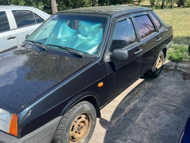 Черный ВАЗ 21099, объемом двигателя 1.6 л и пробегом 200 тыс. км за 1500 $, фото 3 на Automoto.ua