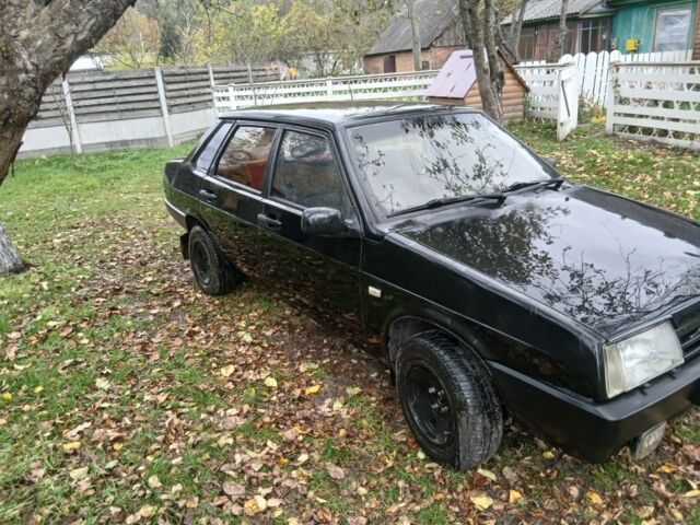ВАЗ 21099 2007 у Новорад-Волынском на Automoto.ua Чорний ВАЗ 21099, об'ємом двигуна 1.6 л та пробігом 213 тис. км за 1100 $, фото 2 на Automoto.ua