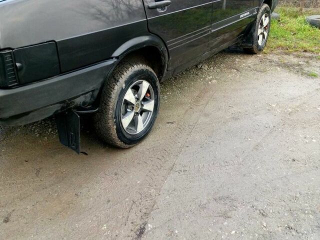 Черный ВАЗ 21099, объемом двигателя 1.6 л и пробегом 167 тыс. км за 1750 $, фото 2 на Automoto.ua