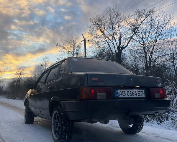 Черный ВАЗ 21099, объемом двигателя 1.6 л и пробегом 200 тыс. км за 1499 $, фото 3 на Automoto.ua
