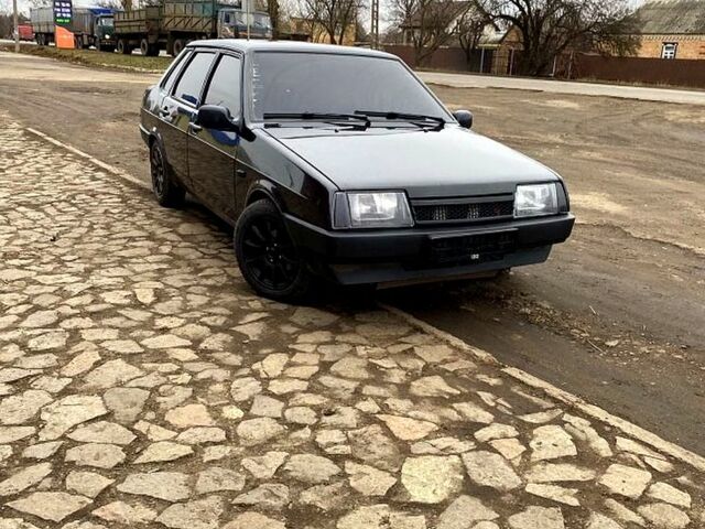 Чорний ВАЗ 21099, об'ємом двигуна 1.6 л та пробігом 155 тис. км за 1250 $, фото 5 на Automoto.ua