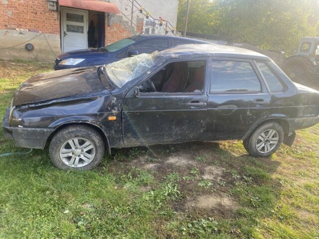 Черный ВАЗ 21099, объемом двигателя 1.6 л и пробегом 220 тыс. км за 700 $, фото 2 на Automoto.ua