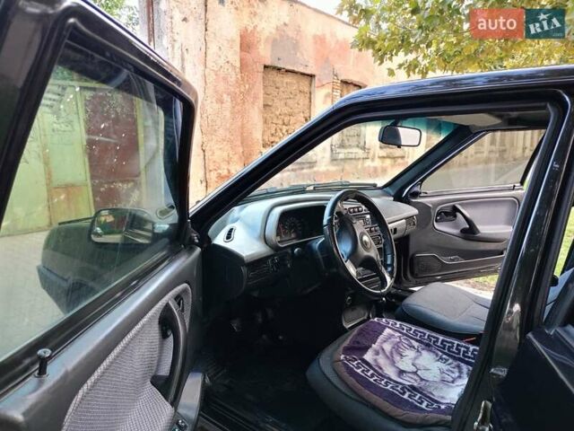 Чорний ВАЗ 21099, об'ємом двигуна 1.6 л та пробігом 180 тис. км за 2200 $, фото 9 на Automoto.ua