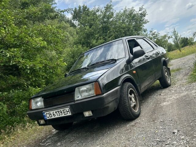 Черный ВАЗ 21099, объемом двигателя 1.6 л и пробегом 459 тыс. км за 1300 $, фото 2 на Automoto.ua