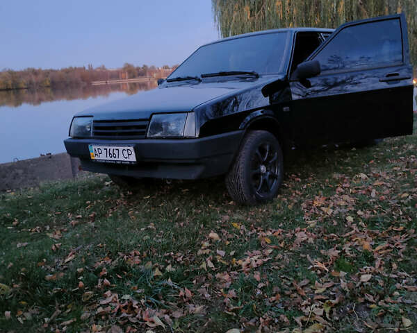 Черный ВАЗ 21099, объемом двигателя 1.6 л и пробегом 250 тыс. км за 3000 $, фото 4 на Automoto.ua