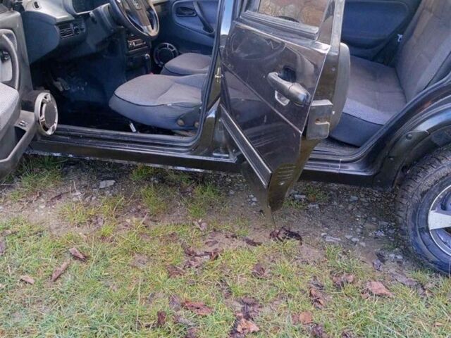 Черный ВАЗ 21099, объемом двигателя 1.6 л и пробегом 167 тыс. км за 1750 $, фото 5 на Automoto.ua