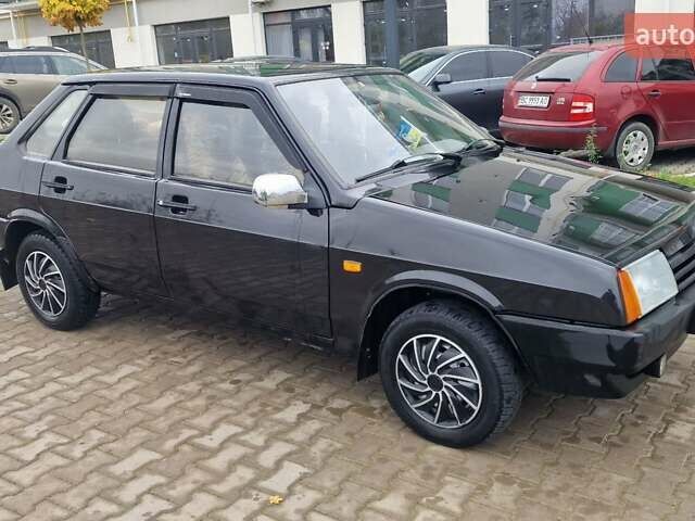 Черный ВАЗ 21099, объемом двигателя 1.6 л и пробегом 125 тыс. км за 1650 $, фото 6 на Automoto.ua