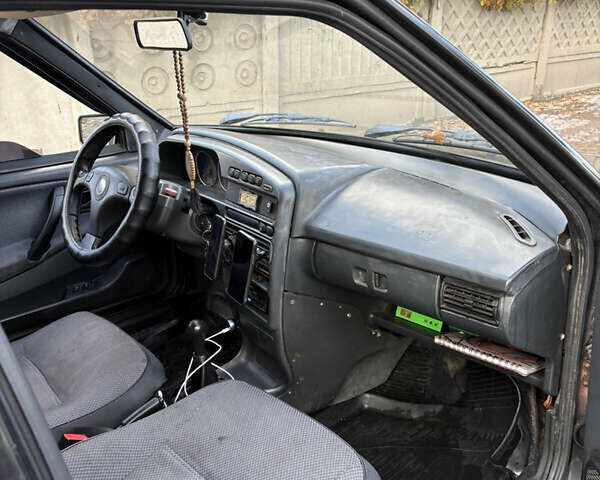 Черный ВАЗ 21099, объемом двигателя 1.6 л и пробегом 146 тыс. км за 2100 $, фото 10 на Automoto.ua