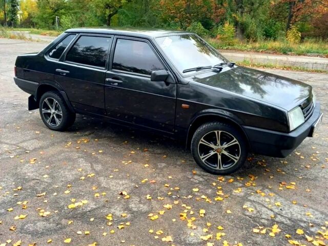 Черный ВАЗ 21099, объемом двигателя 1.6 л и пробегом 160 тыс. км за 1150 $, фото 2 на Automoto.ua