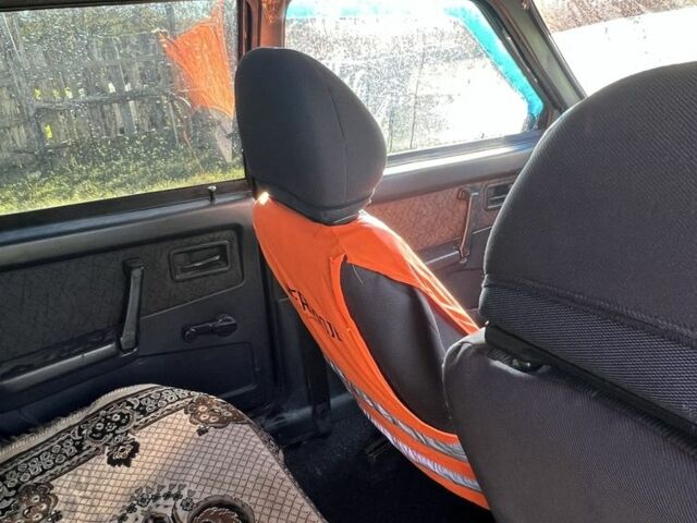 Черный ВАЗ 21099, объемом двигателя 1.5 л и пробегом 157 тыс. км за 1550 $, фото 3 на Automoto.ua