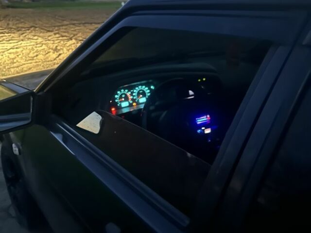 Черный ВАЗ 21099, объемом двигателя 1.6 л и пробегом 236 тыс. км за 2000 $, фото 10 на Automoto.ua