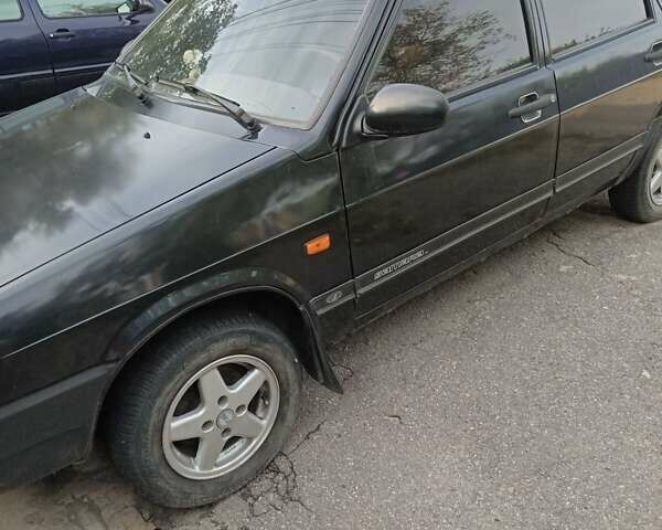 Черный ВАЗ 21099, объемом двигателя 1.5 л и пробегом 100 тыс. км за 2200 $, фото 5 на Automoto.ua