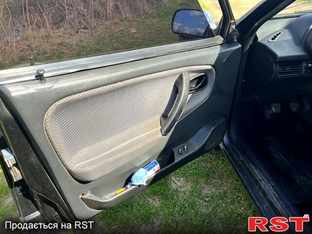 Чорний ВАЗ 21099, об'ємом двигуна 1.6 л та пробігом 180 тис. км за 2100 $, фото 8 на Automoto.ua