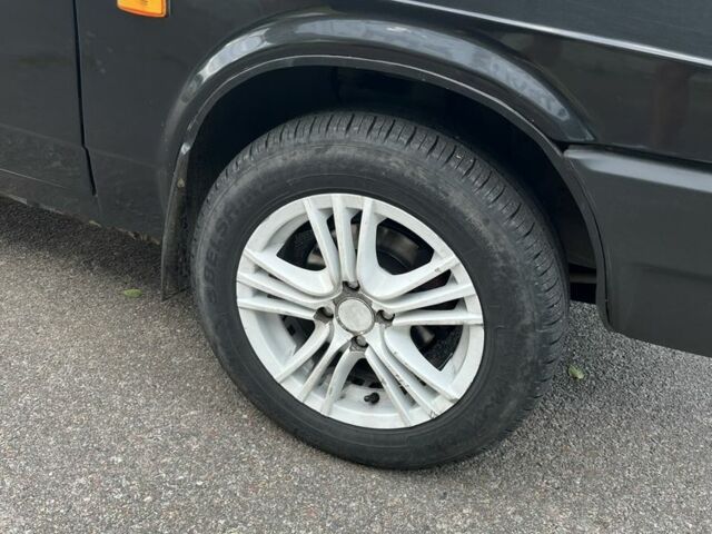 Черный ВАЗ 21099, объемом двигателя 1.6 л и пробегом 240 тыс. км за 2150 $, фото 2 на Automoto.ua