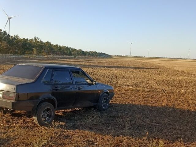 Черный ВАЗ 21099, объемом двигателя 1.6 л и пробегом 250 тыс. км за 2800 $, фото 4 на Automoto.ua