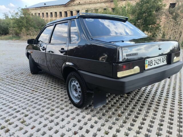 Черный ВАЗ 21099, объемом двигателя 1.6 л и пробегом 287 тыс. км за 1850 $, фото 1 на Automoto.ua