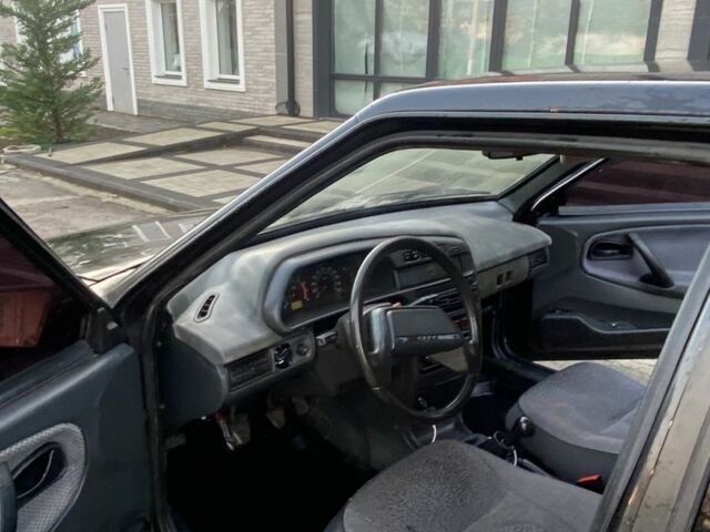 Черный ВАЗ 21099, объемом двигателя 1.5 л и пробегом 250 тыс. км за 1350 $, фото 5 на Automoto.ua