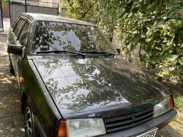 Черный ВАЗ 21099, объемом двигателя 1.6 л и пробегом 100 тыс. км за 1360 $, фото 2 на Automoto.ua
