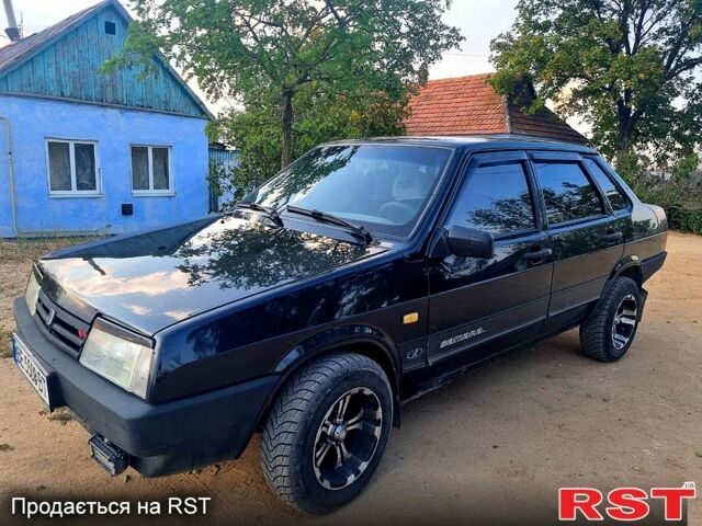 Черный ВАЗ 21099, объемом двигателя 1.6 л и пробегом 177 тыс. км за 1850 $, фото 3 на Automoto.ua