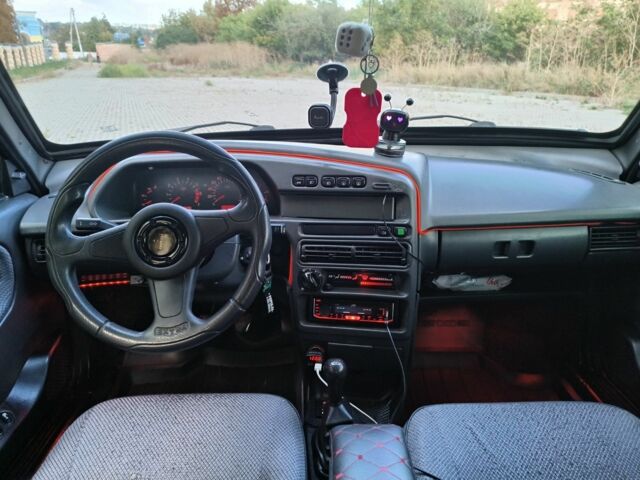 Черный ВАЗ 21099, объемом двигателя 1.6 л и пробегом 287 тыс. км за 1850 $, фото 3 на Automoto.ua