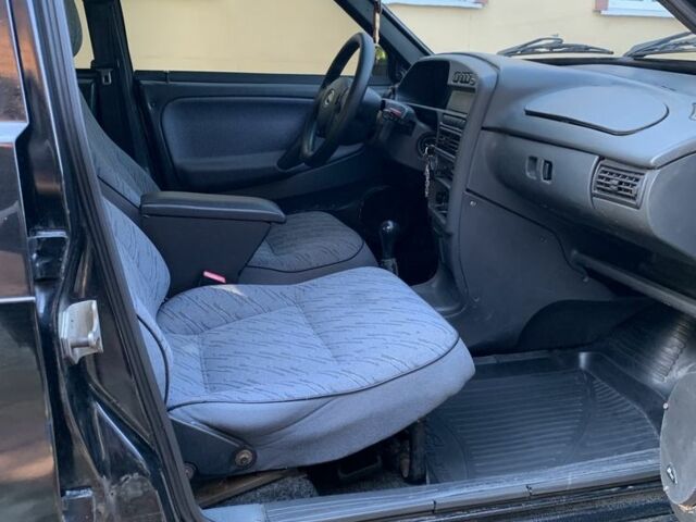 Черный ВАЗ 21099, объемом двигателя 1.6 л и пробегом 266 тыс. км за 1600 $, фото 4 на Automoto.ua