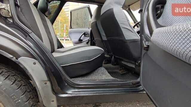 Черный ВАЗ 21099, объемом двигателя 1.6 л и пробегом 200 тыс. км за 2000 $, фото 11 на Automoto.ua