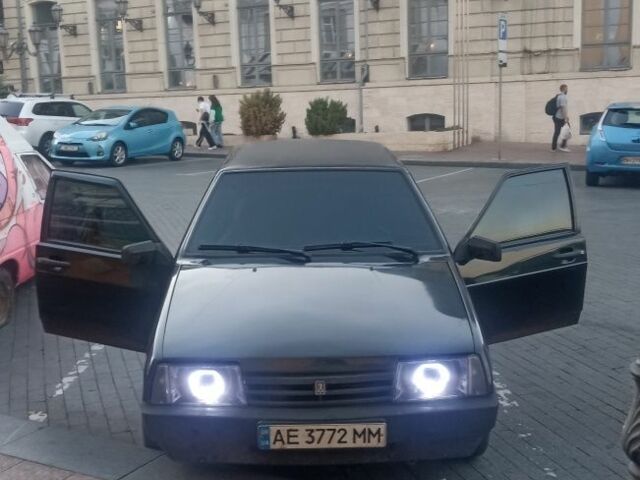 Черный ВАЗ 21099, объемом двигателя 1.6 л и пробегом 250 тыс. км за 2800 $, фото 3 на Automoto.ua