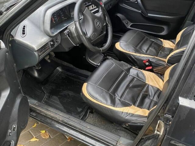Черный ВАЗ 21099, объемом двигателя 1.6 л и пробегом 162 тыс. км за 1500 $, фото 4 на Automoto.ua