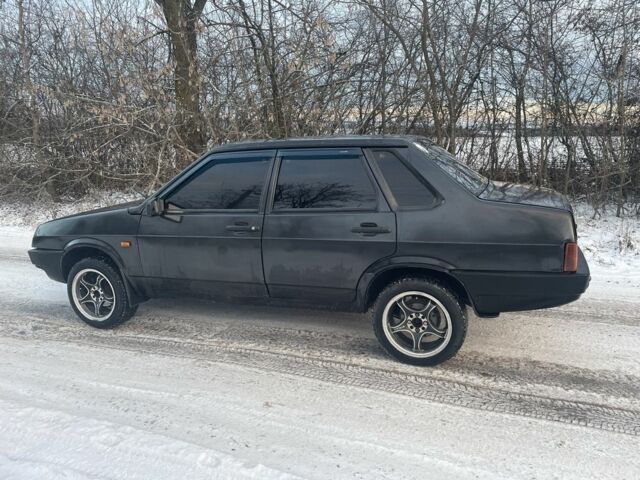 Чорний ВАЗ 21099, об'ємом двигуна 0 л та пробігом 200 тис. км за 1800 $, фото 4 на Automoto.ua