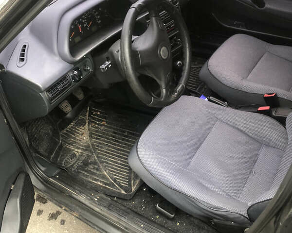 Черный ВАЗ 21099, объемом двигателя 1.6 л и пробегом 240 тыс. км за 2500 $, фото 2 на Automoto.ua