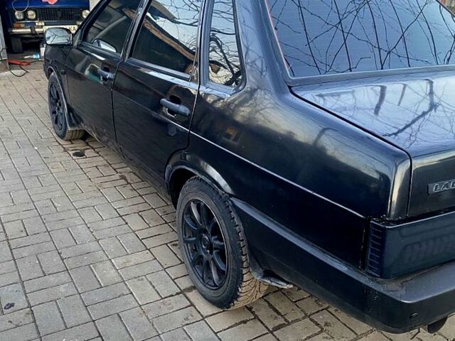 Чорний ВАЗ 21099, об'ємом двигуна 1.6 л та пробігом 155 тис. км за 1250 $, фото 3 на Automoto.ua