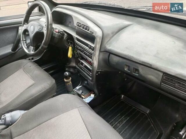 Чорний ВАЗ 21099, об'ємом двигуна 1.6 л та пробігом 177 тис. км за 1322 $, фото 1 на Automoto.ua