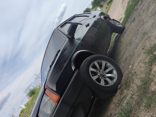 Черный ВАЗ 21099, объемом двигателя 1.6 л и пробегом 280 тыс. км за 1350 $, фото 5 на Automoto.ua