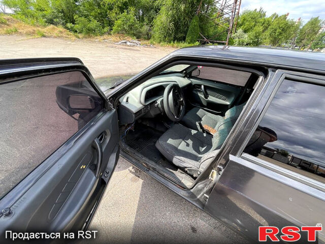 Чорний ВАЗ 21099, об'ємом двигуна 1.6 л та пробігом 387 тис. км за 1500 $, фото 4 на Automoto.ua