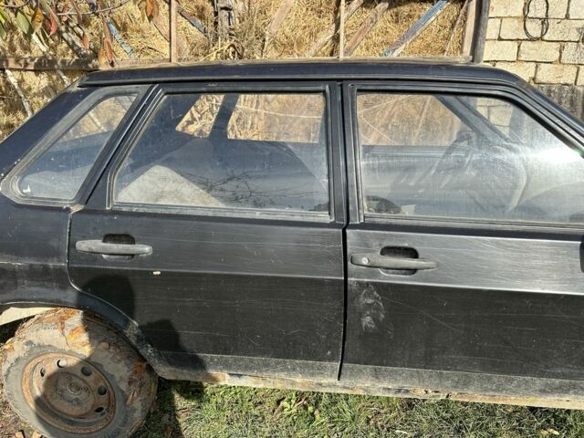Черный ВАЗ 21099, объемом двигателя 1.5 л и пробегом 145 тыс. км за 999 $, фото 6 на Automoto.ua