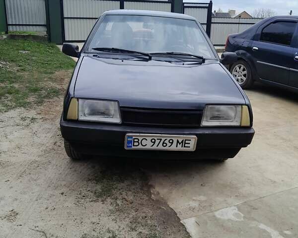 Черный ВАЗ 21099, объемом двигателя 1.6 л и пробегом 220 тыс. км за 1600 $, фото 4 на Automoto.ua