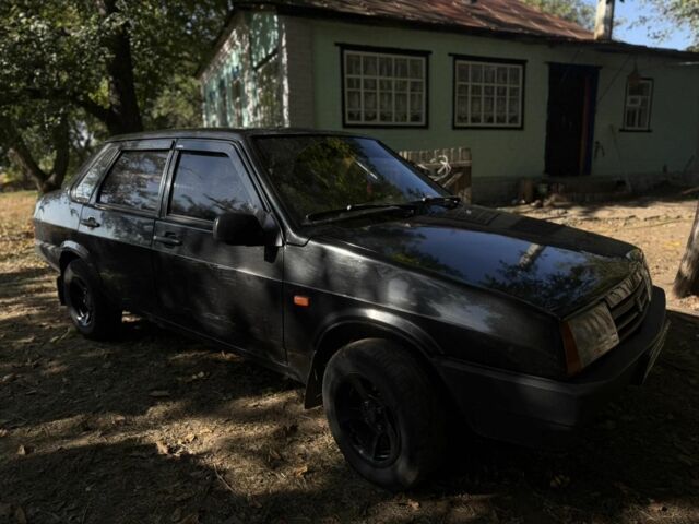 Чорний ВАЗ 21099, об'ємом двигуна 1.6 л та пробігом 876 тис. км за 1000 $, фото 1 на Automoto.ua