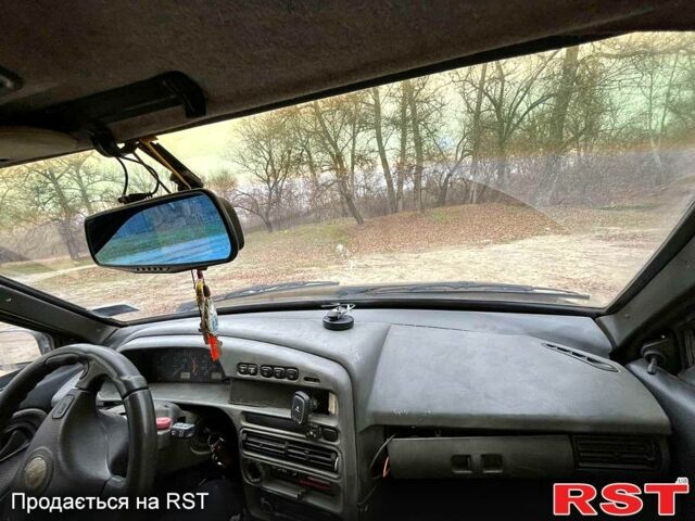 Черный ВАЗ 21099, объемом двигателя 1.6 л и пробегом 87 тыс. км за 1020 $, фото 6 на Automoto.ua