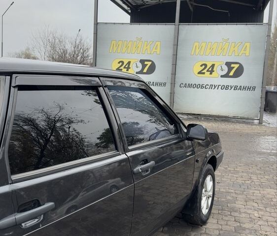 Черный ВАЗ 21099, объемом двигателя 1.6 л и пробегом 150 тыс. км за 2400 $, фото 2 на Automoto.ua