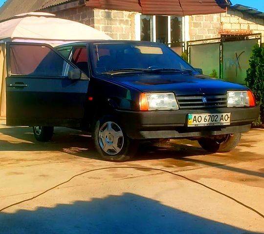 Черный ВАЗ 21099, объемом двигателя 1.6 л и пробегом 280 тыс. км за 1200 $, фото 1 на Automoto.ua