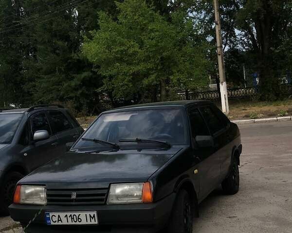 Черный ВАЗ 21099, объемом двигателя 1.6 л и пробегом 310 тыс. км за 2000 $, фото 4 на Automoto.ua