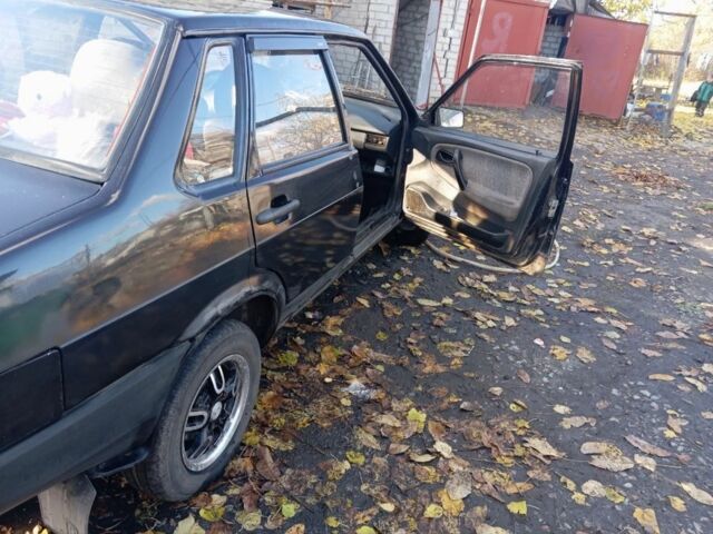 Чорний ВАЗ 21099, об'ємом двигуна 1.6 л та пробігом 278 тис. км за 1400 $, фото 2 на Automoto.ua