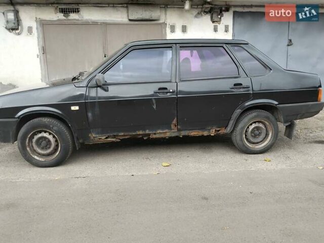 Черный ВАЗ 21099, объемом двигателя 1.6 л и пробегом 197 тыс. км за 800 $, фото 3 на Automoto.ua
