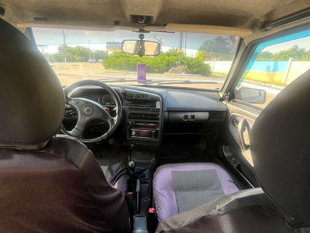 Чорний ВАЗ 21099, об'ємом двигуна 1.6 л та пробігом 130 тис. км за 2400 $, фото 8 на Automoto.ua