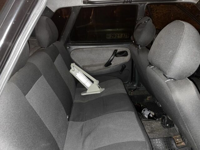 ВАЗ 21099 2008 в Днепре (Днепропетровске) на Automoto.ua Черный ВАЗ 21099, объемом двигателя 1.6 л и пробегом 500 тыс. км за 1500 $, фото 7 на Automoto.ua