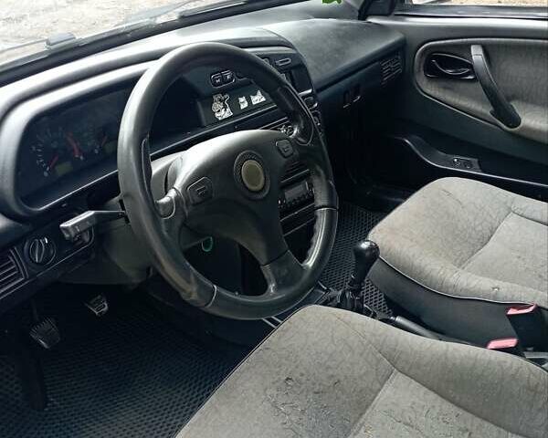 Черный ВАЗ 21099, объемом двигателя 1.5 л и пробегом 155 тыс. км за 1250 $, фото 5 на Automoto.ua