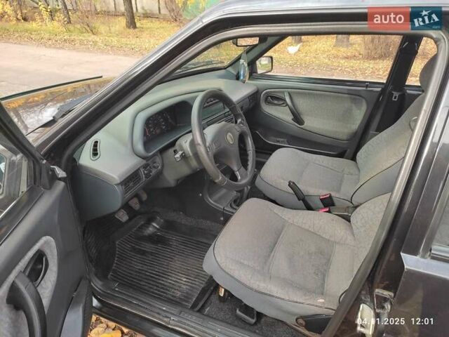 Черный ВАЗ 21099, объемом двигателя 1.6 л и пробегом 148 тыс. км за 2000 $, фото 4 на Automoto.ua
