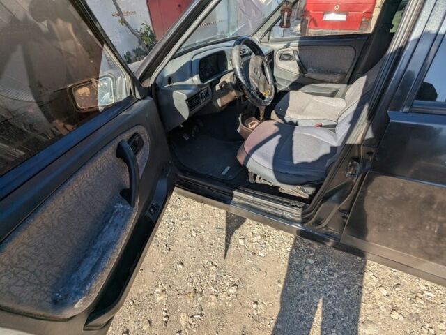Чорний ВАЗ 21099, об'ємом двигуна 1.6 л та пробігом 1 тис. км за 650 $, фото 5 на Automoto.ua