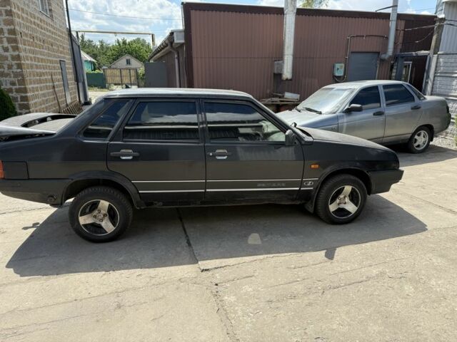 Черный ВАЗ 21099, объемом двигателя 1.6 л и пробегом 198 тыс. км за 1350 $, фото 1 на Automoto.ua